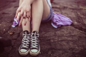 HSPが言葉に敏感な理由と傷つきやすさを克服する方法は？