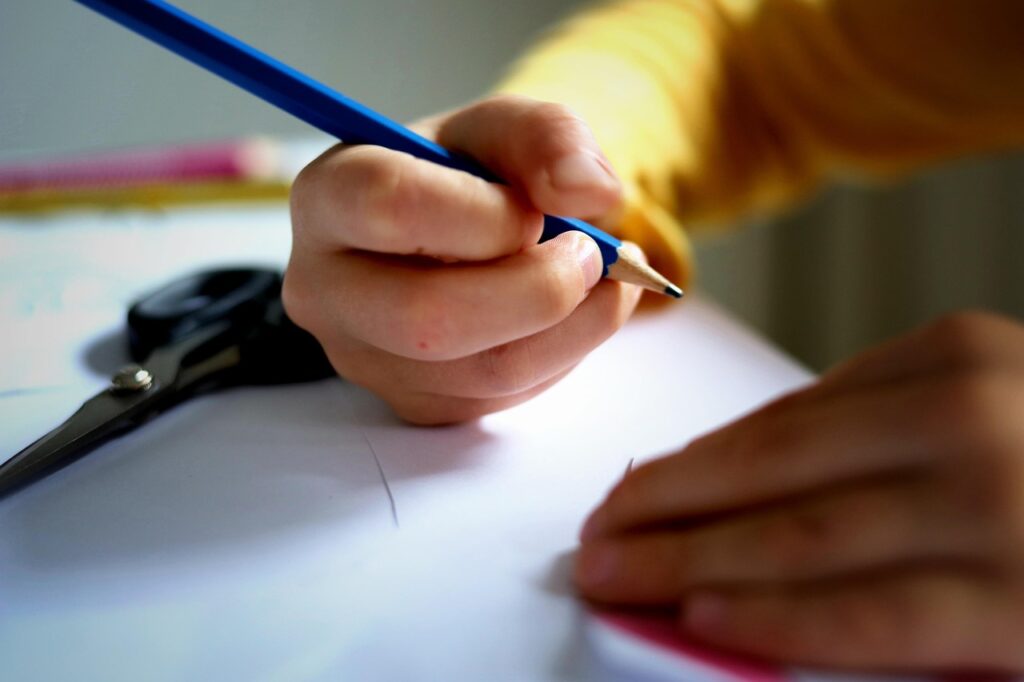 HSPの子供が学校で辛いと感じる理由とは？